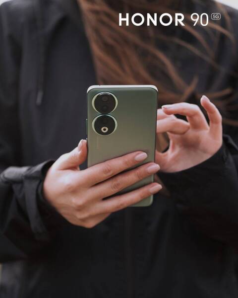 HONOR 90 01